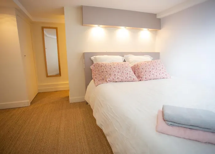 Le Duplex Apartment Versailles